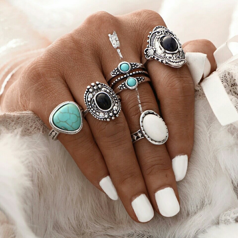 Vintage style fashion rings Vintage style fashion rings