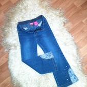 Фирменные качественные джинсы Barbie avenue с гипюром на 4-5 лет в отличном состоянии!