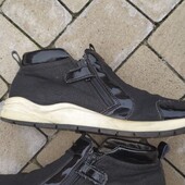 Комфортні закриті туфлі із замочком ітілійського бренду Naturino Розмір 34 довжина устілки - 22