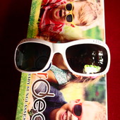 Солнцезащитные очки для девочки со стразами белые