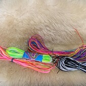 Набір різнокольорових пластикових шнурів для плетіння Scoubidou
