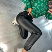 Женские брюки -джоггеры весна матовая эко-кожа цвет и размер на выбор