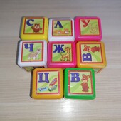 Набір кубиків 8 штук б/у