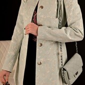 Женский деловой пиджак, кардиган удлинённый на кнопках.