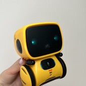 Увага! Розумний AT-Robot з датчиком дотику. Для дітей з 3 років.