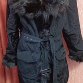 Пальто з натуральним хутром лисиці