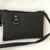 Чорна стильна сумочка через плече
