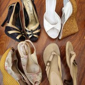 Летняя обувь, одна пара на выбор, босоножки, шлепки ,туфли