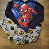 Флисовая пижама Marvel состояние очень хорошее