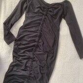 Чорна сукня максі зі стяжками
