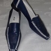 Кожаные туфли лоферы тёмно-синий цвет натуральная кожа на узкую ногу