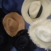 Жіночий капелюшок