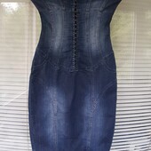 Крутезна джинсова стрейчева сукня з утяжкою на шнуровці в відмінному стані.