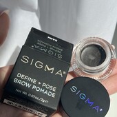 Sigma Beauty Define + Pose стійка помадка для брів