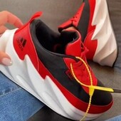 Женские батальные кроссовки Adidas Shark Black Red White (адидас шарк)