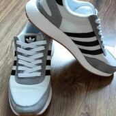 Кросівки adidas iniki. Оригінал. 38-39