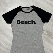 Футболка від Bench, розмір S. 95% бавовна.