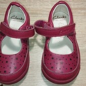 Туфлі Clarks малина в зорі 14см шкіра.