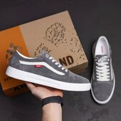 Ванси. Демісезонні шкіряні (замш) кеди Vans сірі