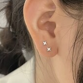 Срібна сережка на прокол s925