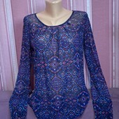 Кофточка р50 гарний стан