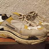 Кросівки