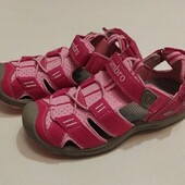 Сандалі,босоніжки для дівчинки Umbro 34р.
