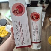 Пилинг-гель для лица Jigott Premium Facial Pomegranate Korea