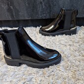 р.36;39.Ґумові черевички/челсі Aldo.
