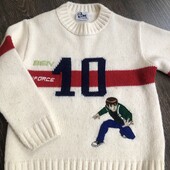 Свитер на мальчика 5-7лет.