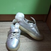 Кросівки для дівчинки 29р (17,5 см)