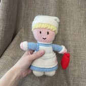 Вʼязана іграшка Кухар