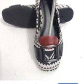 Clarks uk6 жіночі балетки стан нових