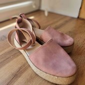 Босоніжки з замші