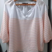 Блузочаа дуже легенька, розмір L- XL, в новому стані
