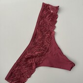 558. Стрінги мереживні L