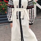 Неймовірне вишите плаття