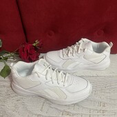 Reebok,оригінал,із натуральної шкіри і текстилю,розмір 36,5,устілка 24