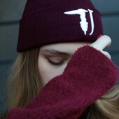 Молодежные турецкие шапки, много цветов!!