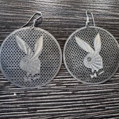 Сережки playboy