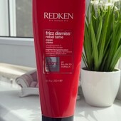 Redken Frizz Dismiss Rebel 230 градусів термозахист волосся,не змивається.кінець посіченим кінчикам