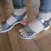 Босоножки для девочки