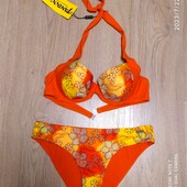 Красивый яркий купальник р.48. Новый. Распродажа!