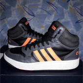 Кросівки/хайтопи Adidas, р.38 в гарному стані
