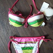 Яркий купальник в двух размерах eur 36, eur 38