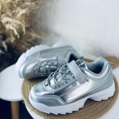 Кросівки для дівчинки