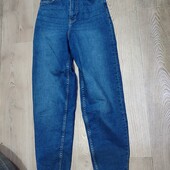 Стильні джинси з високою посадкою H&M Eur32