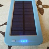 Павер банк (павербанк) powerbank із сонячною панеллю 2500 мА, Германія
