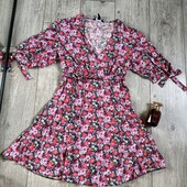 100% viscose гарна сукня у квіти пояс можно на перед або на зад
