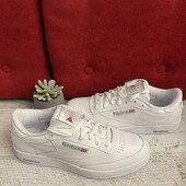 Reebok,оригінал,із натуральної шкіри,розмір 43